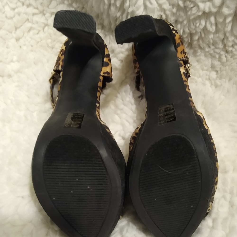Shoe Republica Leopard Print Pumps View 3